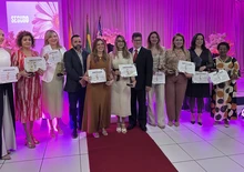 A secretária recebeu o Prêmio Destaque Ser Mulher (Foto: Isabel Ribeiro)