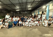 Entrega oficial de tatames, kimonos e instrumentos para o Projeto Jiu Solidário (Foto: Isabel RIbeiro)