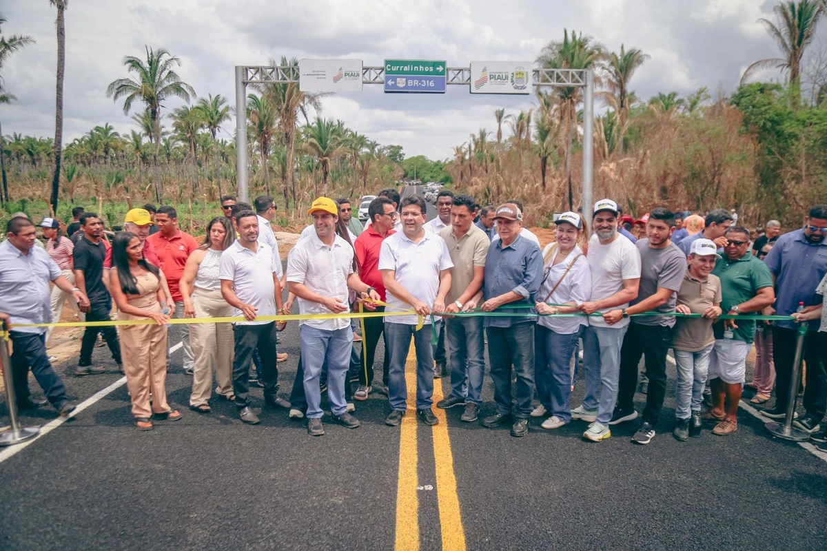 Inauguração da pavimentação asfáltica na PI-353