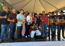 Deputada Simone Pereira e Deputado Georgiano Neto participam da III Festa dos Vaqueiros em São Luís do Piauí (Foto: Ascom Parlamentar)