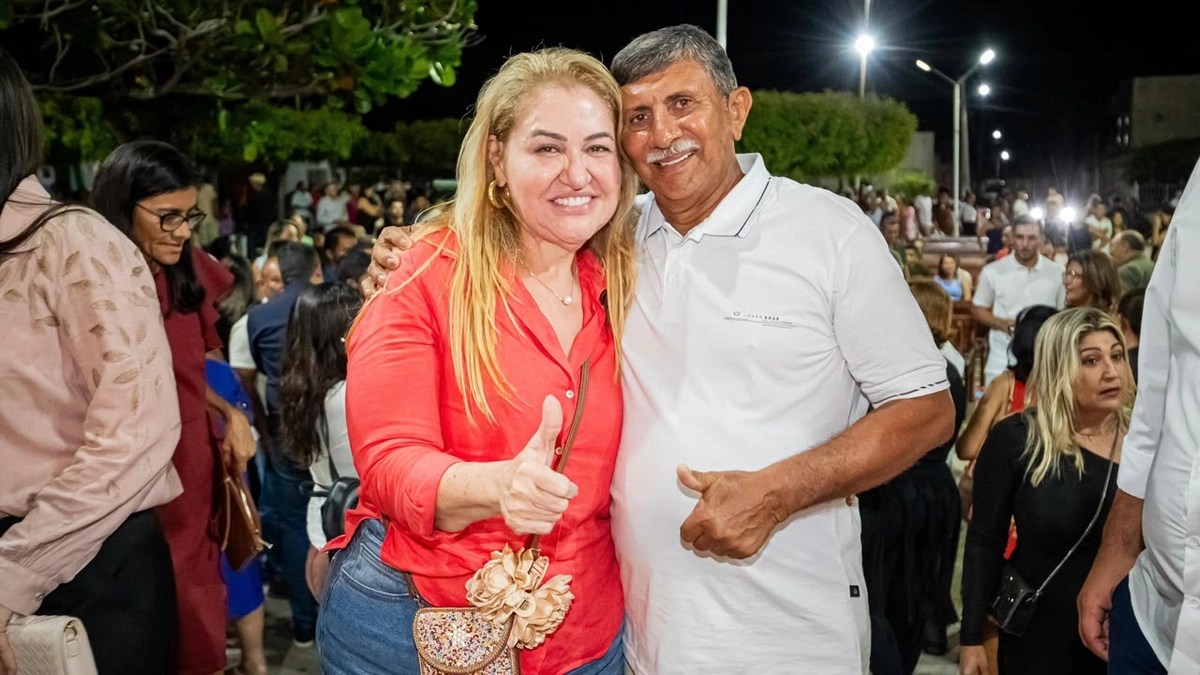 Festejo em Dirceu Arcoverde
