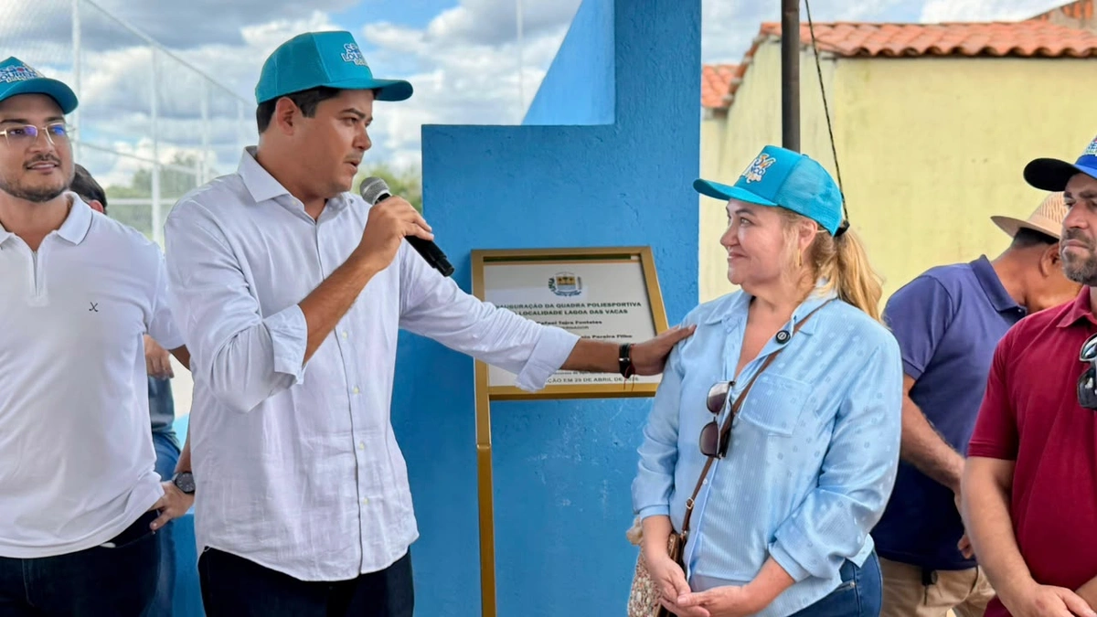 Inauguração de quadra poliesportiva em São Lourenço do Piauí