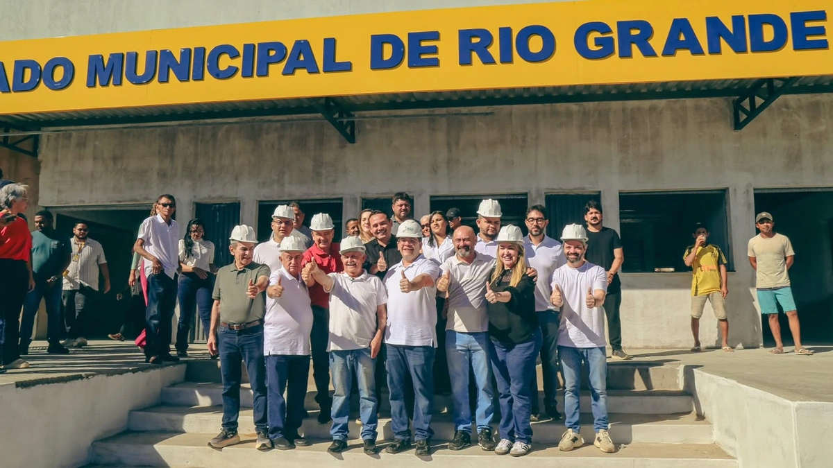 Visita a obra do mercado de Rio Grande