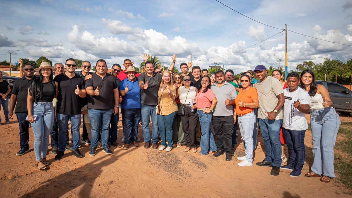 Visitando obras no município de Bertolínia