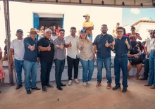 Inauguração praça no povoado Barra do Bonito, em Dom Inocêncio (Foto: Ascom Parlamentar)