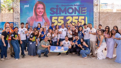 Adesivaço (Foto: Ascom Parlamentar)